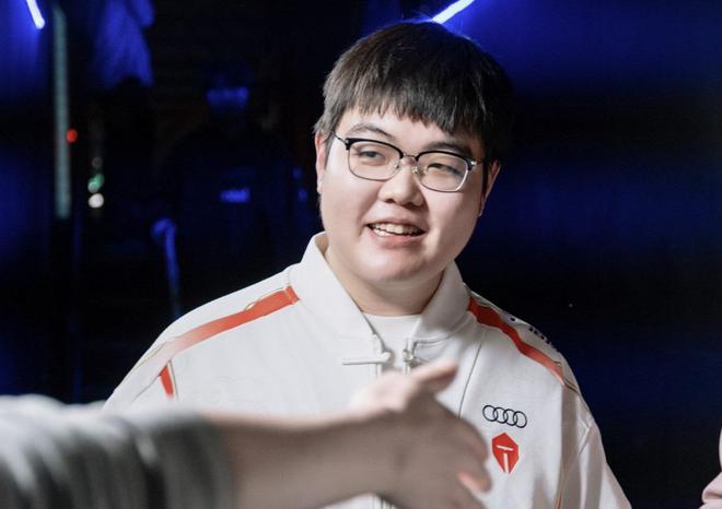 T1击败TES夺冠
