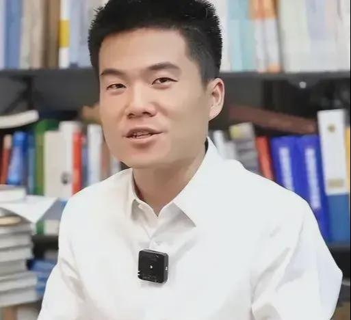 俞敏洪兑现诺言奖励董宇辉1.29亿元