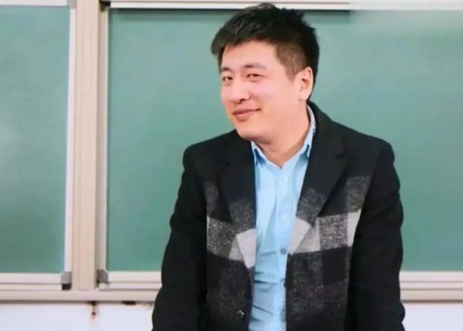 张雪峰说请相信我不是坏人