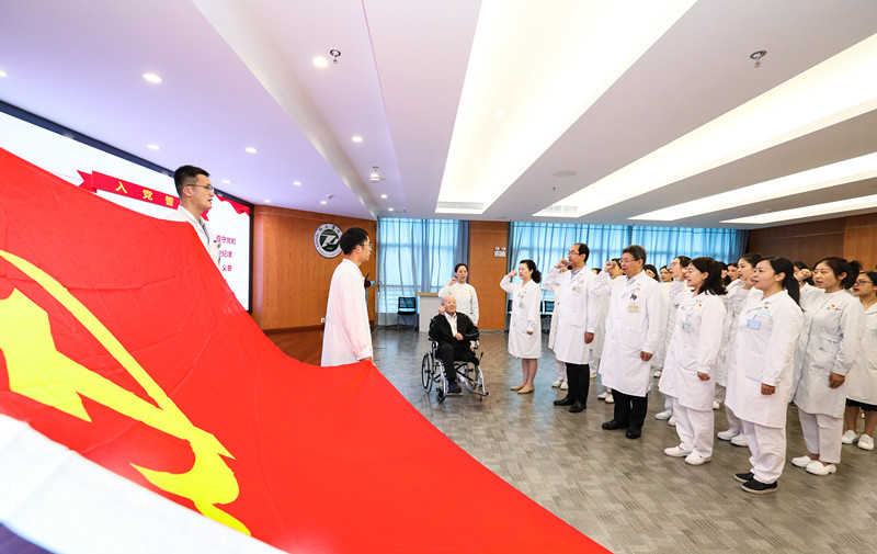 总书记深情寄语医务工作者