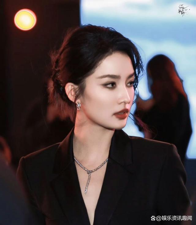 曝李沁与前男友差点结婚