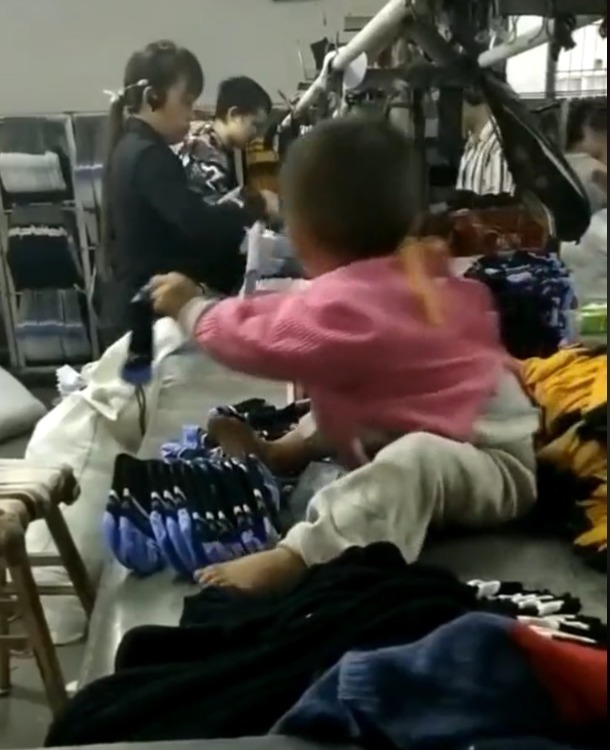 民警凭袜子帮萌娃找到家人