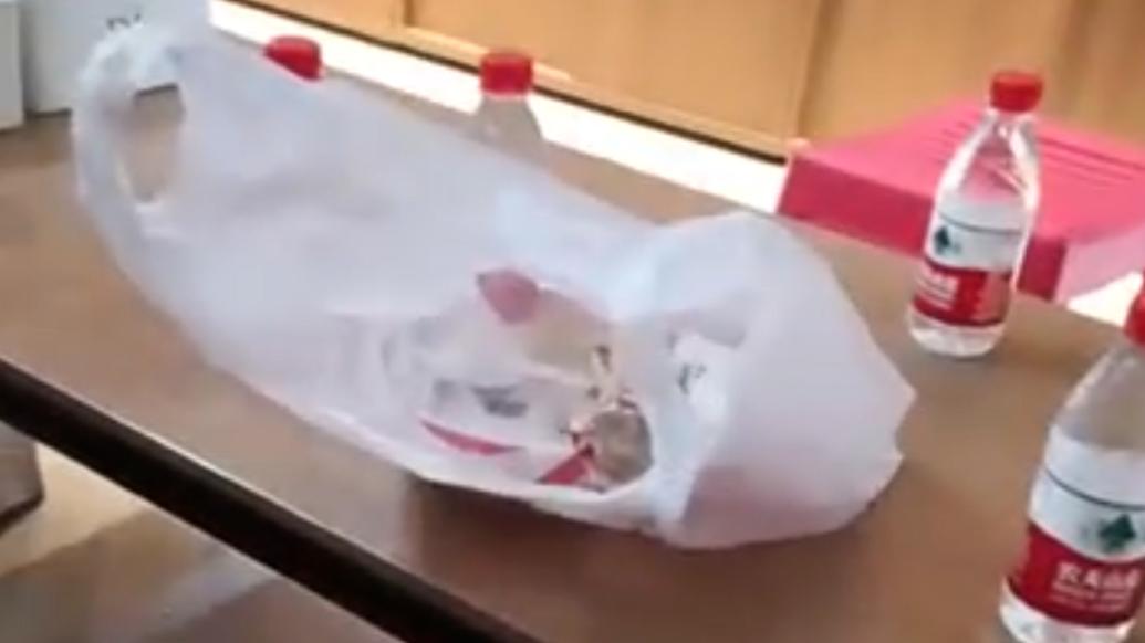胖东来回应月饼发霉：检测为合格产品