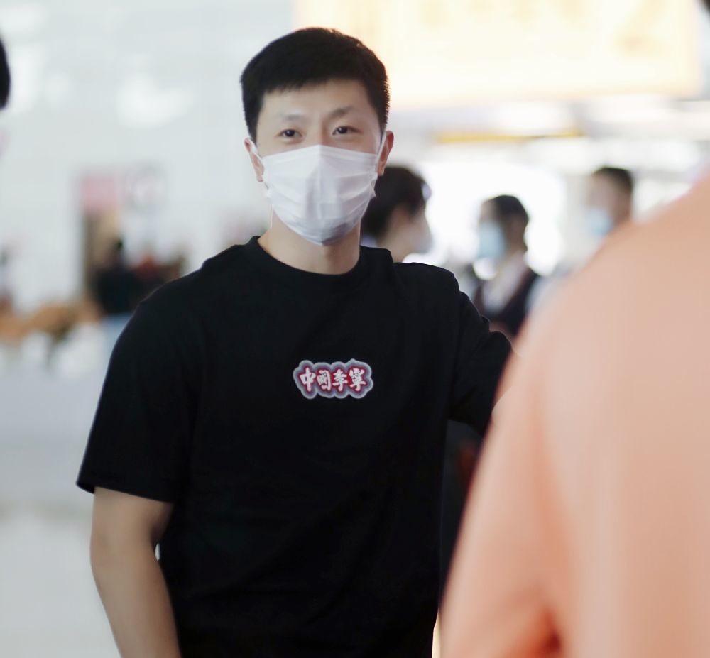 马龙微笑着宣布将与奥运赛场告别