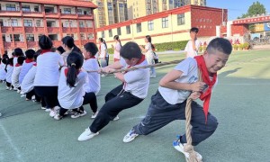 中小学每天体育活动不低于2小时