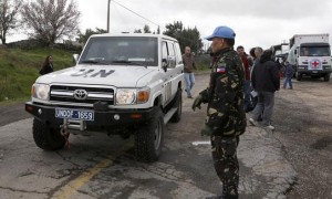 以军扣押联合国车队