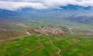 以宣布没收12平方公里巴勒斯坦土地