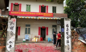 全红婵回母校现场示范压水花