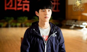 王宝强刘昊然《唐探1900》造型公布