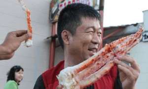 男子60元买螃蟹20元是绳