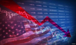 美国三大股指集体收涨