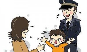 迷路小孩逼出了警察叔叔的夹子音