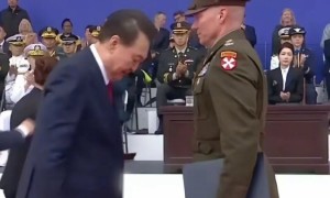首尔之冬尹锡悦的6小时戒严闹剧