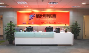 高考出题人：考完一门放一个