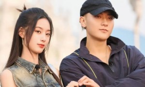 黄子韬徐艺洋婚后聚餐被偶遇