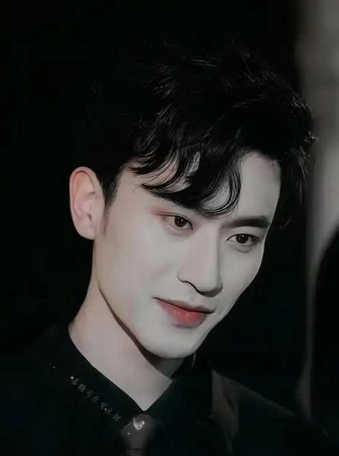 沉思短剧男演员个人资料简介，演过的短剧有哪些插图